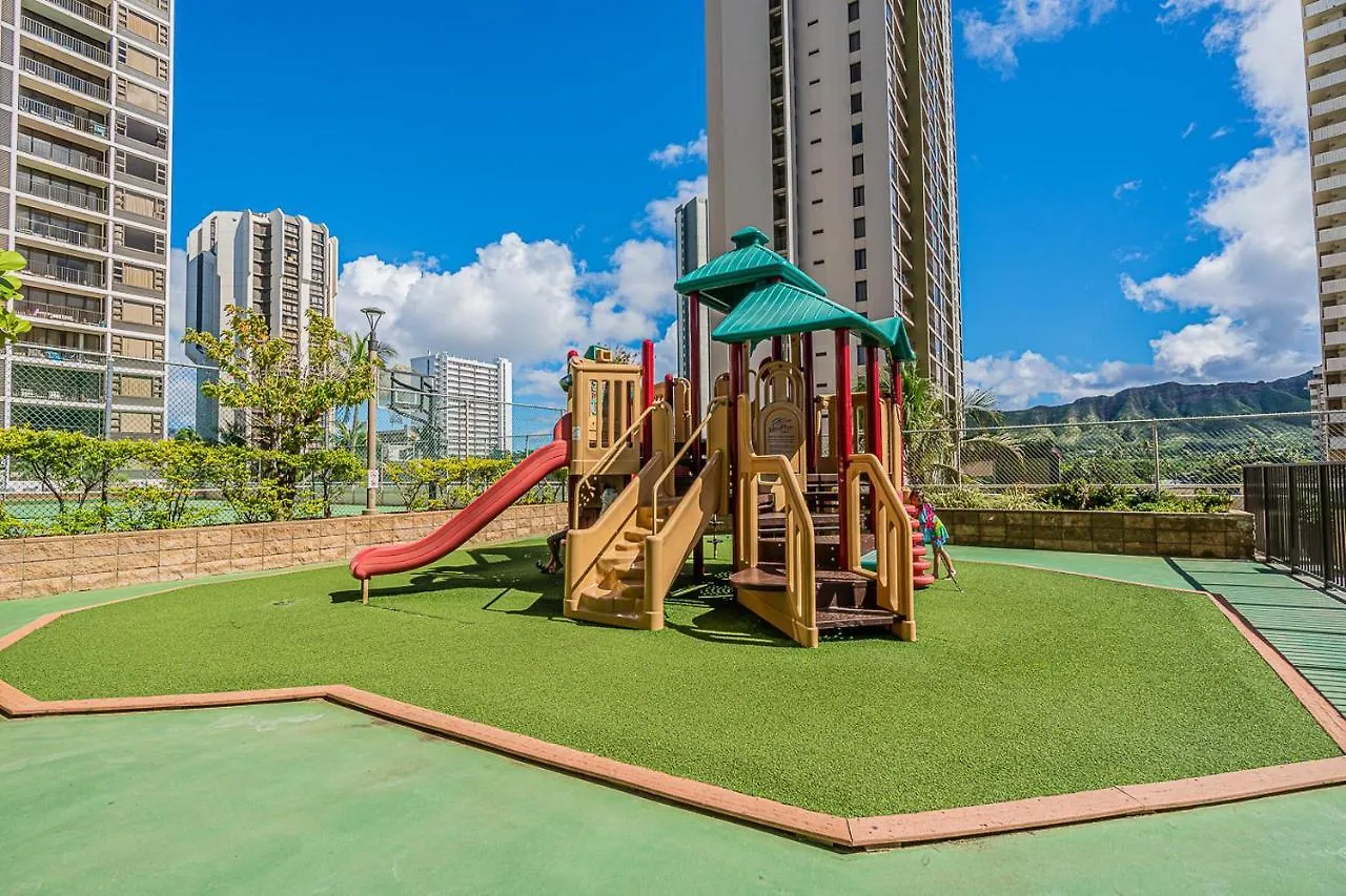 Free Parking, Pool, Sauna, Spa, Wifi, Bbq, Ac - Waikiki Banyan Honolulu Apartment