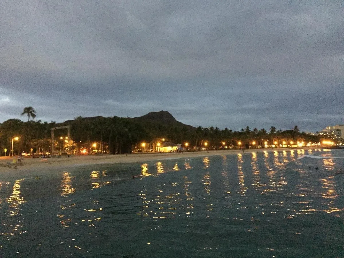 Apartment Free Parking, Pool, Sauna, Spa, Wifi, Bbq, Ac - Waikiki Banyan Honolulu